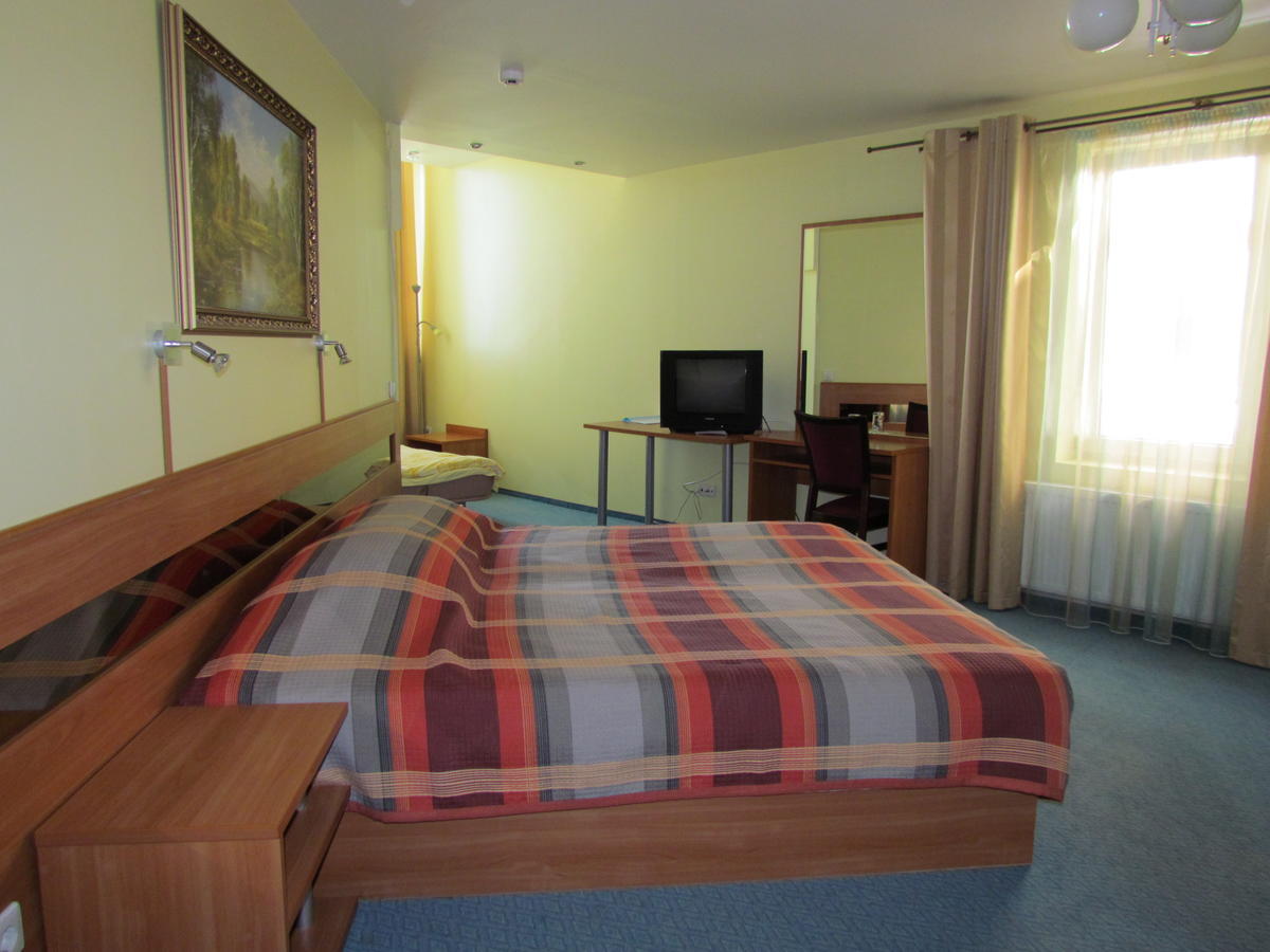 Pagunda Otel Rokiskis Dış mekan fotoğraf